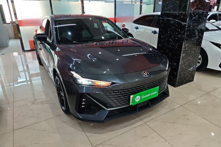 Used Changan UNI-V iDD 2023 ZhiDian iDD 1.5T 113km Smart & Fun Version