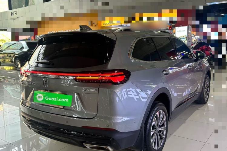 Used Buick Envision 2025 Encore Plus 28T Two-Wheel-Drive Platinum Edition