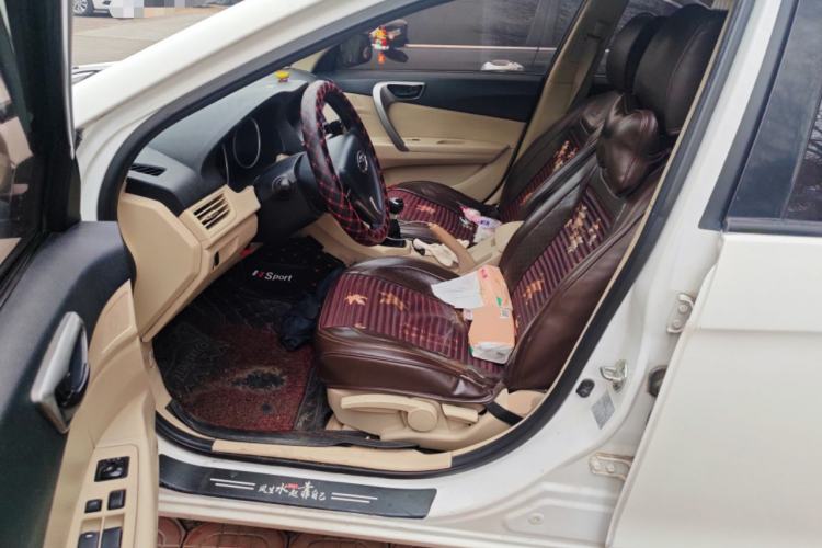 Used Soueast V5 Lingzhi 2014 1.5L Manual Comfort Model Left Front Seat