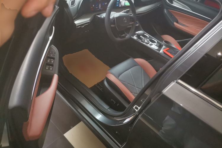 Used CHANGAN Eado 2022 PLUS Blue Whale NE 1.4T GDI DCT Flagship Edition Driver Seat