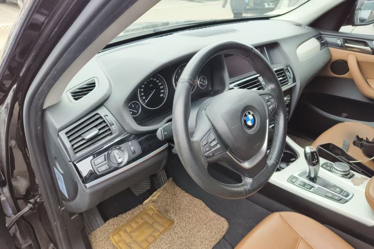 Used BMW X3 2014 xDrive28i Leading Model