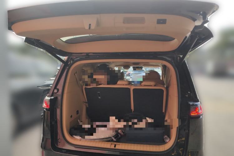 Used VOYAH Dream 2025 PHEV Four-Wheel-Drive Flagship Version – Qiankun Edition
