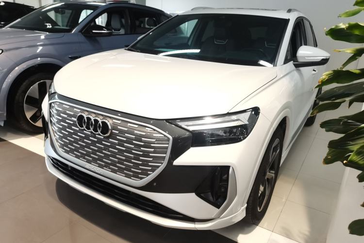 Used Audi Q4 e-tron 2023 40 e-tron Boundary Edition