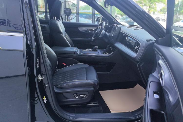 Used GAC Trumpchi GS8 2022 Flagship Series 2.0 TGDI Four-Wheel Drive Luxury Smart Connectivity Version (7 Seats)