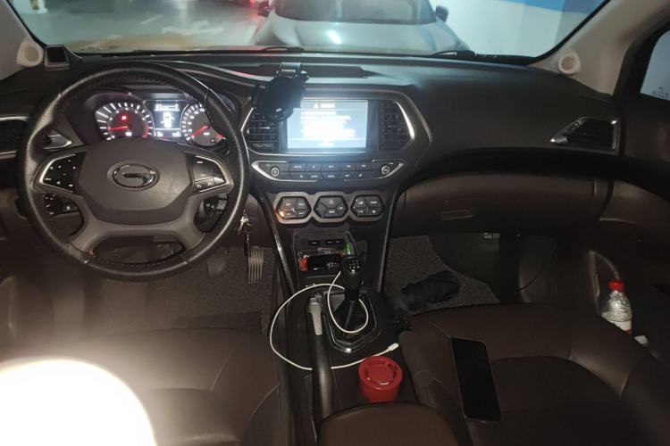 Used GAC Trumpchi GS4 2015 200T Manual Luxury Edition Center Console