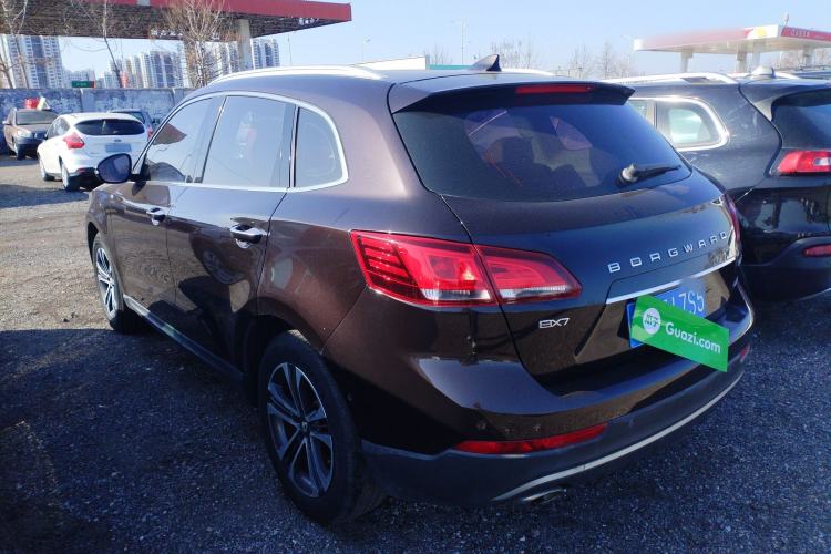 Used BORGWARD BX7 2016 28T Two-Wheel Drive Luxury Version 5 Seats
