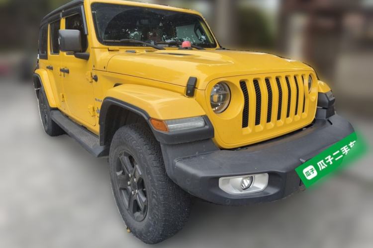 Used Jeep Wrangler 2019 2.0T Sahara Four-Door Version China VI Emission Standard
