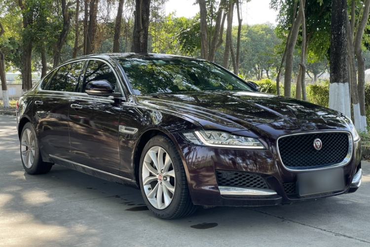Used Jaguar XFL 2019 XFL 2.0T 250 PS Two-Wheel-Drive Luxury Edition
