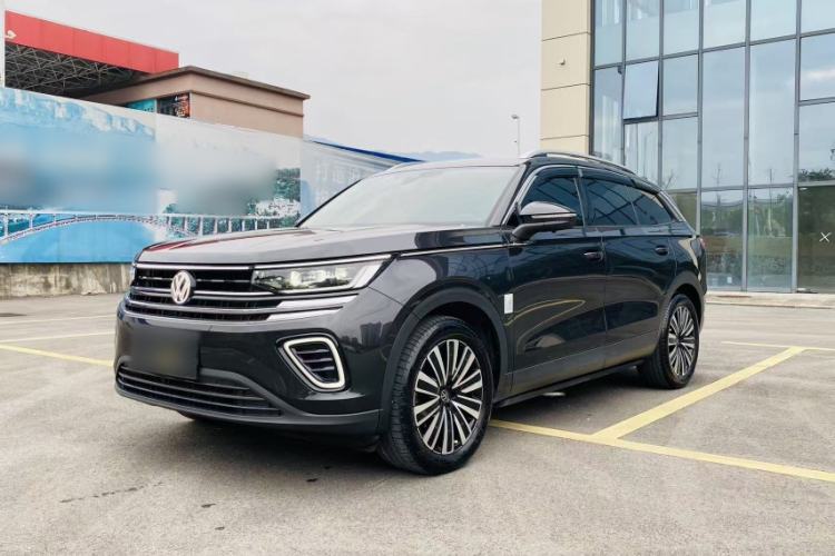 Used Volkswagen Tavendor 2024 330TSI Luxury Touring - All-Inclusive Edition