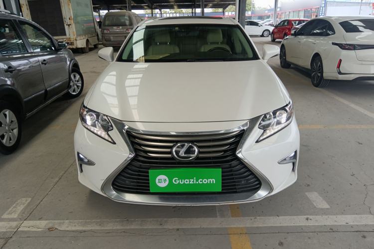 Used Lexus ES 2015 200 Elite Edition Front