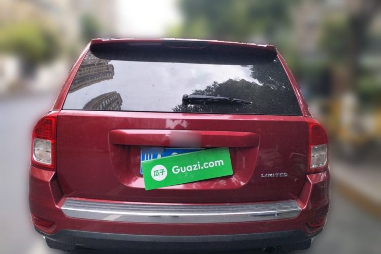 Used Jeep Compass 2012 2.4L four-wheel drive luxury version
