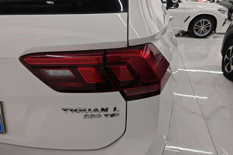 Used Volkswagen Tiguan L 2019 Updated Version 330TSI Automatic Two-Wheel Drive Panoramic Comfort Edition China VI Standard