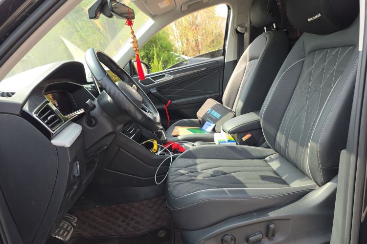 Used Volkswagen Tiguan L 2022 330TSI Automatic Two-Wheel Drive R-Line Enhanced Edition Left Front Seat