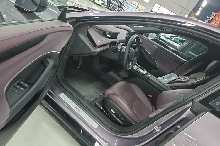 Used Xiaomi Auto SU7 2024 Rear-Drive Long-Range Intelligent Driving Version
