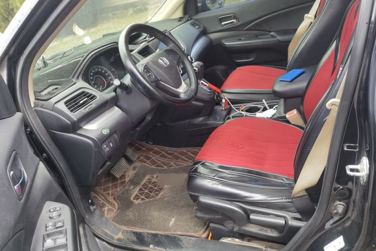 Used Honda CR-V 2016 2.0L two-wheel drive Urban Edition Left Front Seat