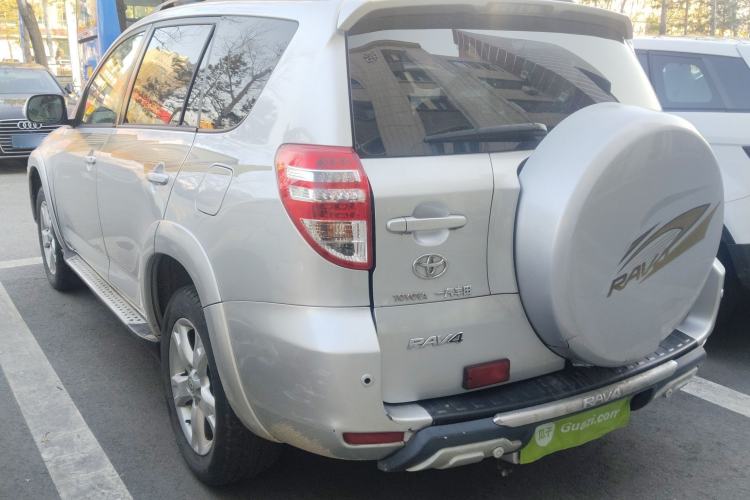 Used Toyota RAV4 2011 2.4L Automatic 4x4 Luxury Edition Rear Left 45 Deg