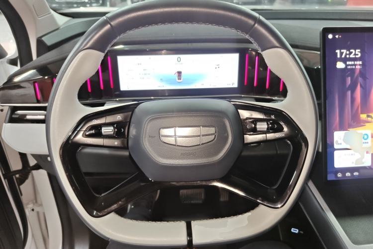 Used Geely Auto FX11 2024 1.5TD DCT Prestige Edition
