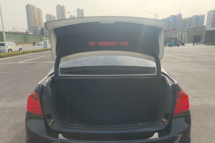 Used BMW 3 Series 2015 320Li Luxury Design Package