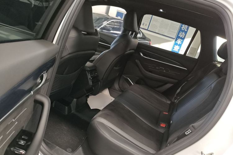 Used Geely Auto Monjaro L 2024 2.0TD High-Power Automatic Two-Wheel Drive Skyline Edition