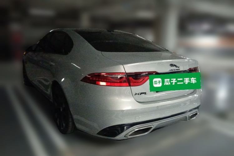 Used Jaguar XFL 2025 Model—2.0T P250, Two-Wheel Drive, Premium Luxury Edition