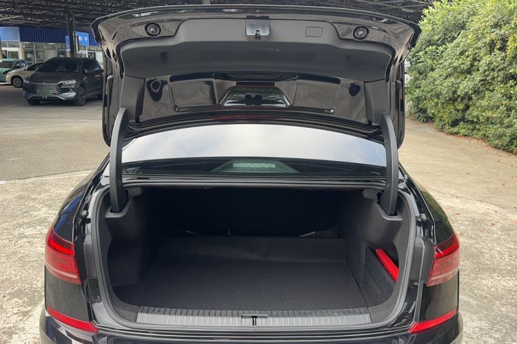 Used Volkswagen Passat 2023 330TSI Elite Edition
