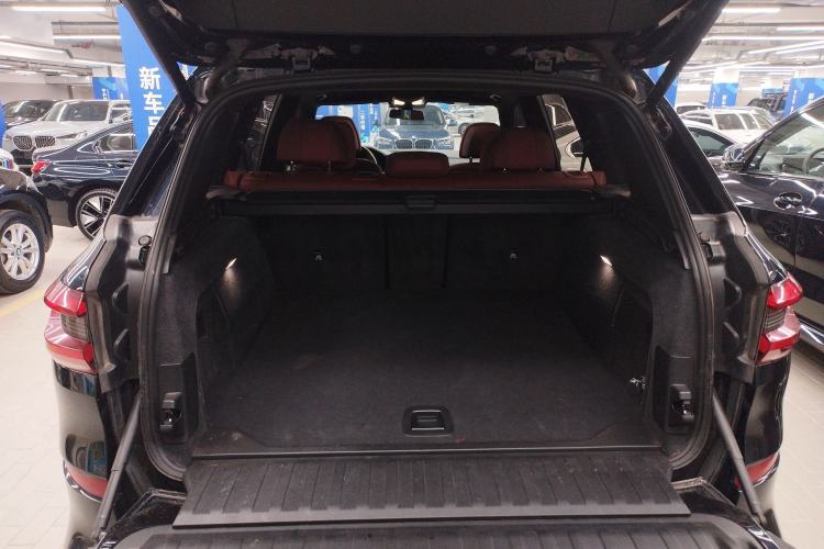 Used BMW X5 2022 Restyled xDrive 40Li Luxury Edition M Sport Package