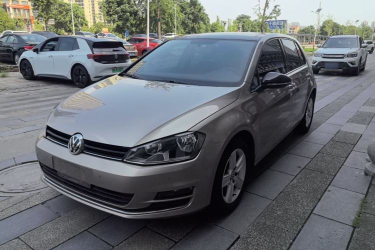Volkswagen Golf 2017 1.6L Automatic Comfort Million-Vehicle Anniversary Edition usado