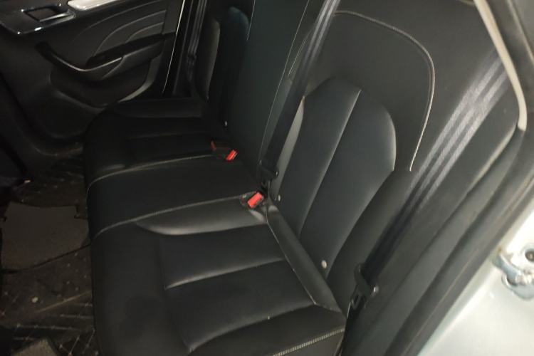 Used Roewe i6 New Energy 2017 45T Hybrid Connect & Smart Enjoyment Edition Left Rear Seat