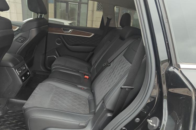 Used Hongqi HS7 2021 2.0T DCT Two-Wheel Drive Smart Connect Flagship Edition Left Rear Seat