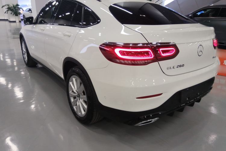 Used Mercedes-Benz GLC Coupe 2021 GLC 260 4MATIC Coupe SUV Exterior 2