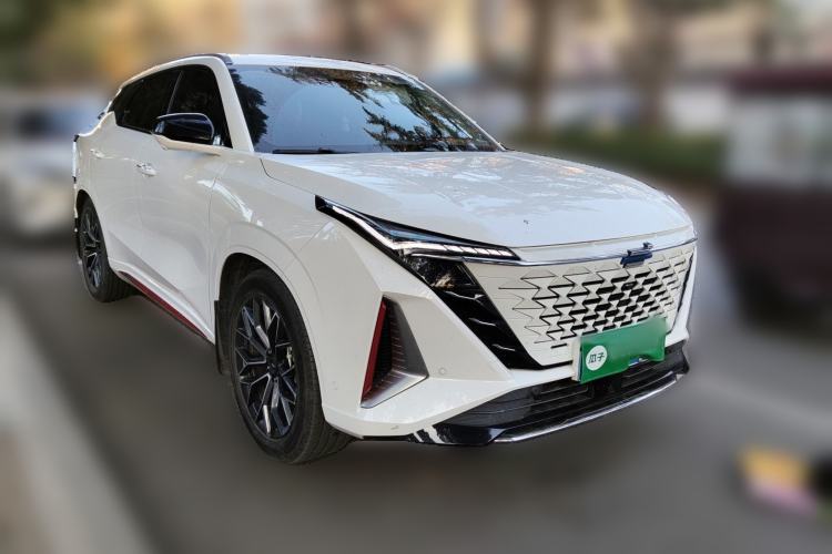 Used CHANGAN OSHAN Z6 2022 Blue Whale 1.5T DCT Smart Navigation Model Front Right 45 Deg