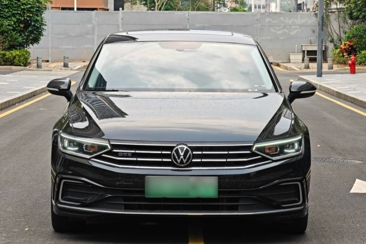 Used Volkswagen Magotan GTE Plug-in Hybrid 2022 GTE Luxury Model
