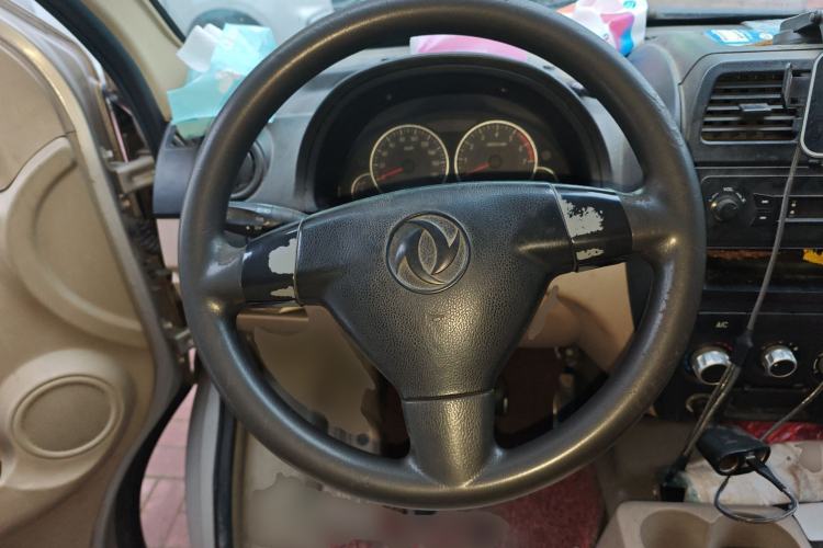 Used Dongfeng Xiaokang C37 2018 1.5L Premium II DK15 Steering Wheel