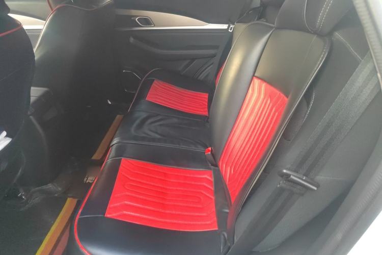 Used JETOUR X70 2022 1.5T Manual Le Xing Edition 5 Seats
