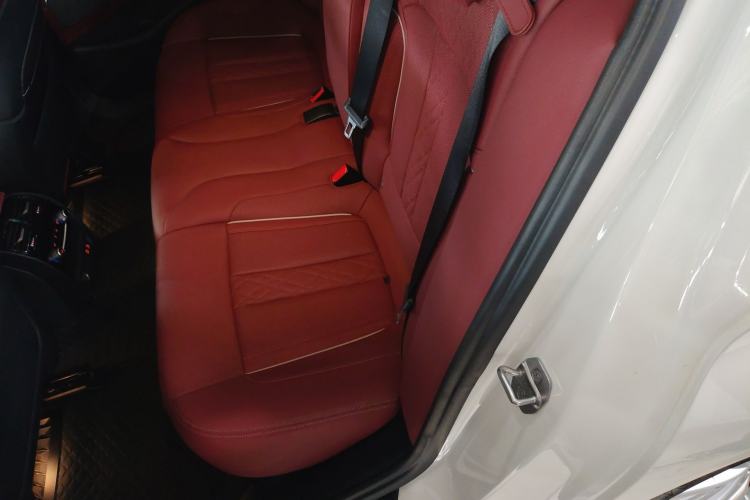 Used BMW 5 Series 2022 Second Facelift 530Li Luxury Edition Premium Package
