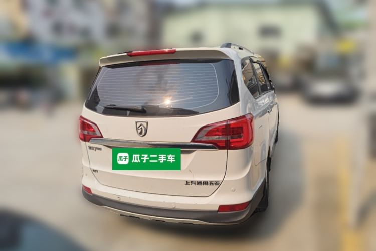 Used Baojun 730 2016 1.5T Manual Comfort Version 7 Seats Rear