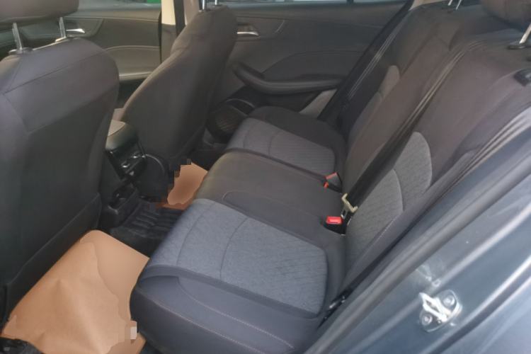 Used Roewe i5 2026 Model 1.5L Manual Comfort Version