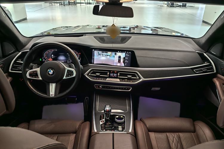 Used BMW X7 2021 xDrive40i Luxury M Sport Package