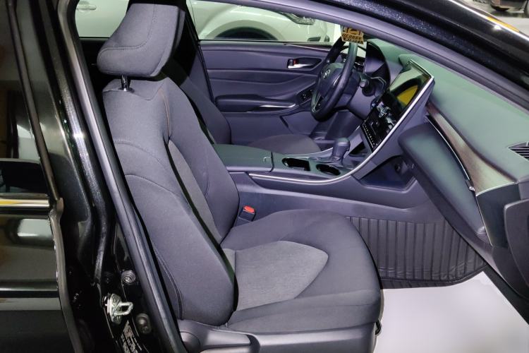 Used Toyota Avalon 2019 2.0L Ambition Edition China VI