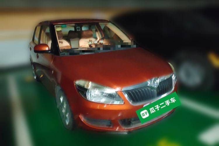 Used Skoda Fabia 2014 1.4L Automatic Crystal Edition