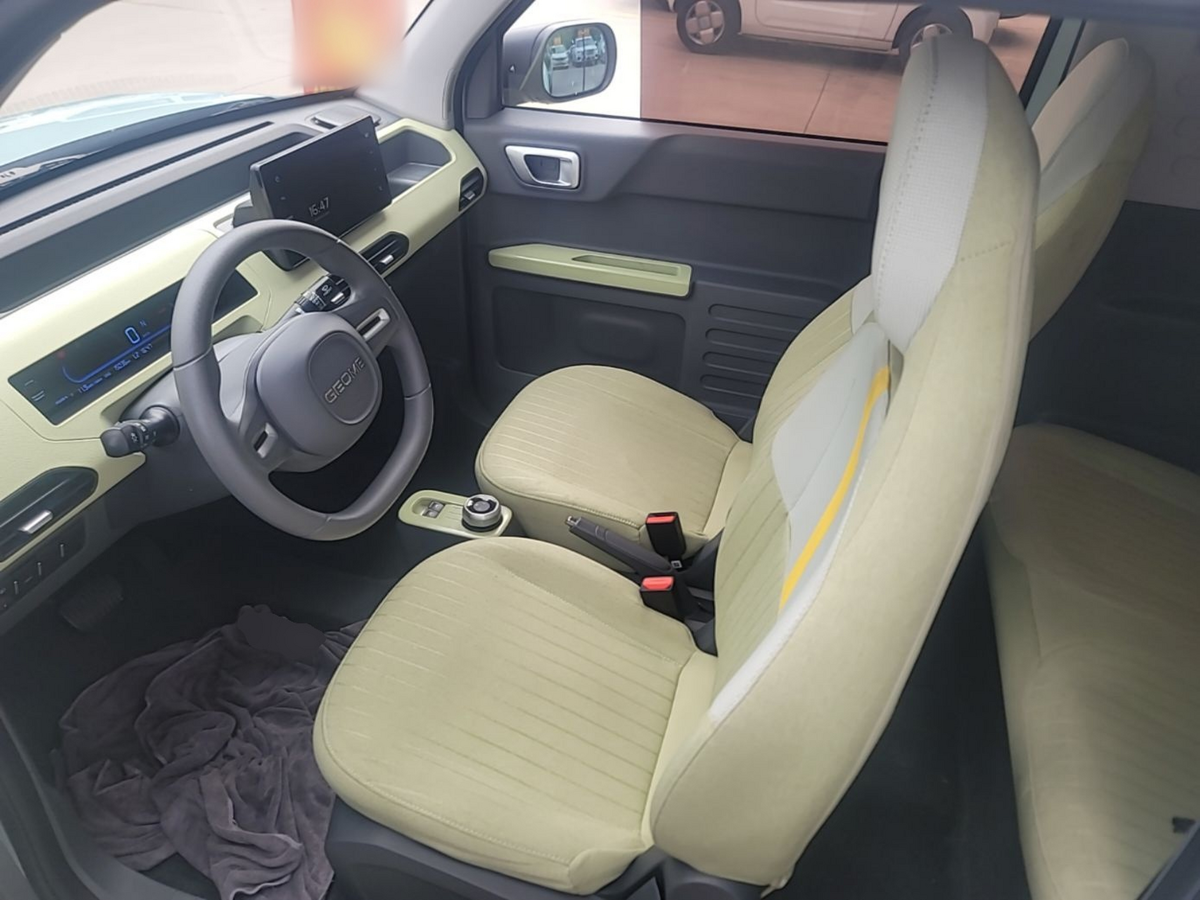 Interior delantero