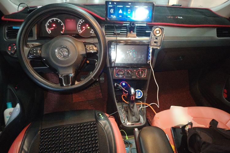 Used Volkswagen Santana 2015 1.6L Automatic Comfort Edition Center Console