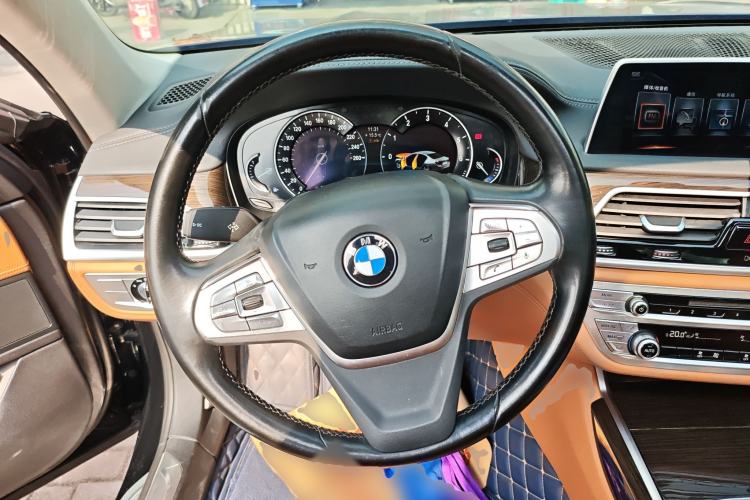 Used BMW 7 Series 2016 730Li Leading Model
