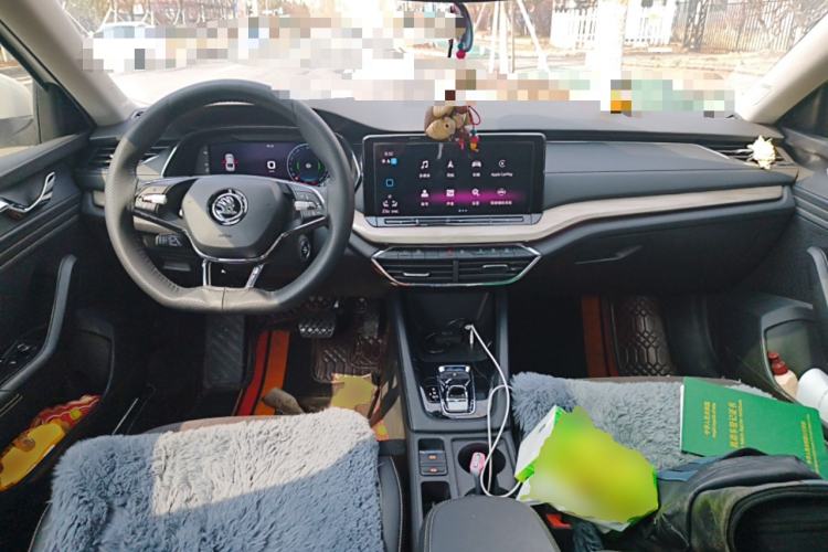 Used Skoda Octavia 2022 PRO TSI280 Luxury Edition Center Console