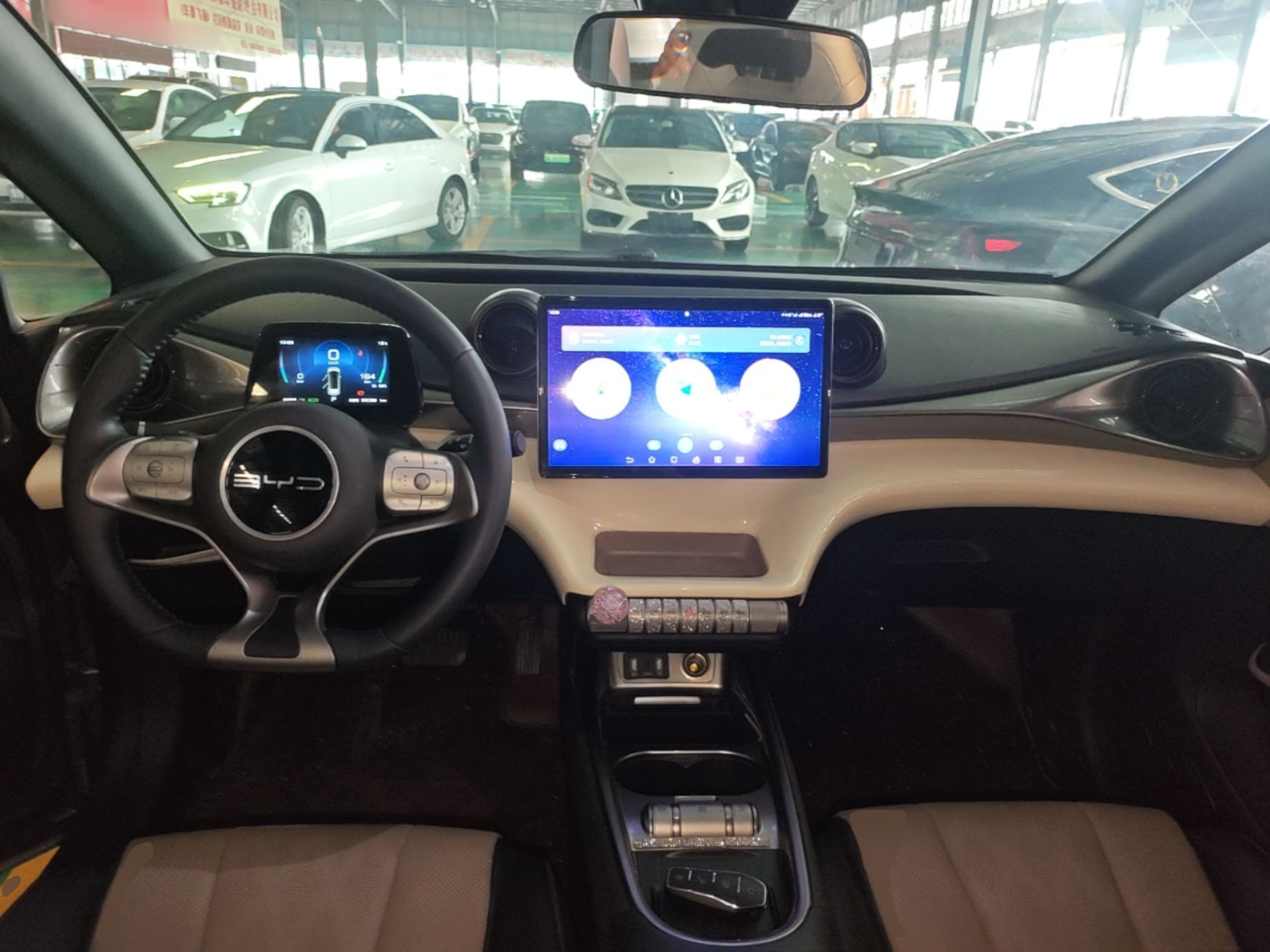 BYD Dolphin 2023 420 km Fashion Edition — снимка 12