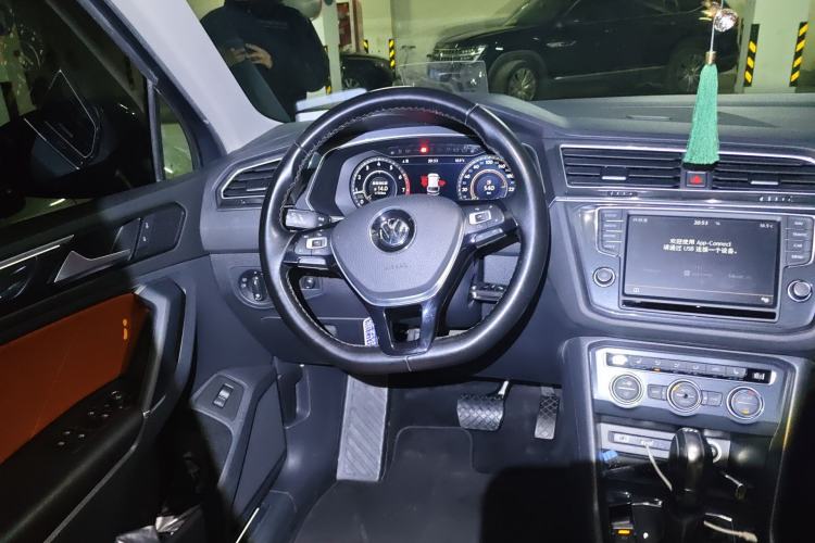 Used Volkswagen Tiguan 2017 330TSI All-Wheel-Drive Innovation Model