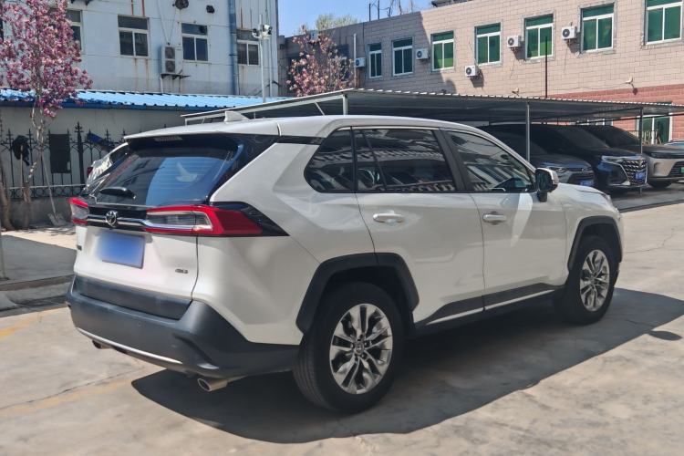 Used Toyota Wildlander 2020 2.0L CVT 4x4 Luxury Edition
