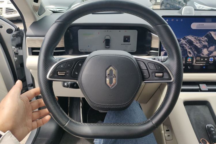 Used Hima AITO M5 2022 Extended-Range Four-Wheel Drive Performance Version Steering Wheel