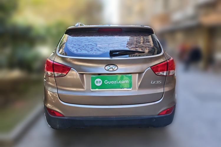 Used Hyundai ix35 2012 2.0L Manual Two-Wheel Drive New Edition GL Rear