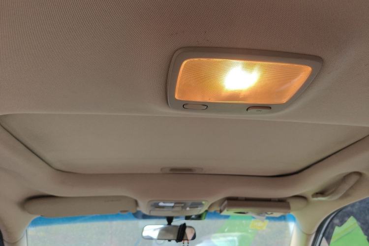 Used Hyundai Tucson 2009 2.0L Automatic Two-Wheel Drive with Sunroof Headliner